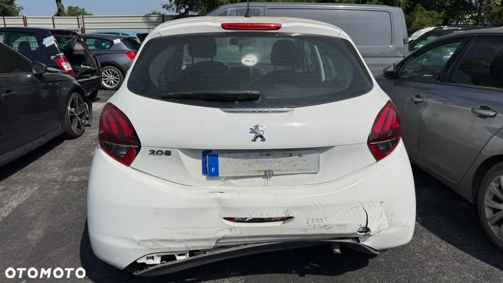 Peugeot 208 1.2 PureTech Access - 4