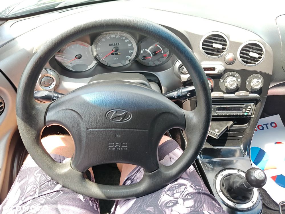 Hyundai Coupe - 6