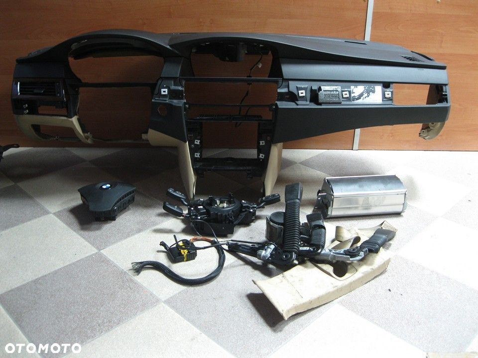 Konsola pulpit deska BMW 5 E60 E-60 - 1