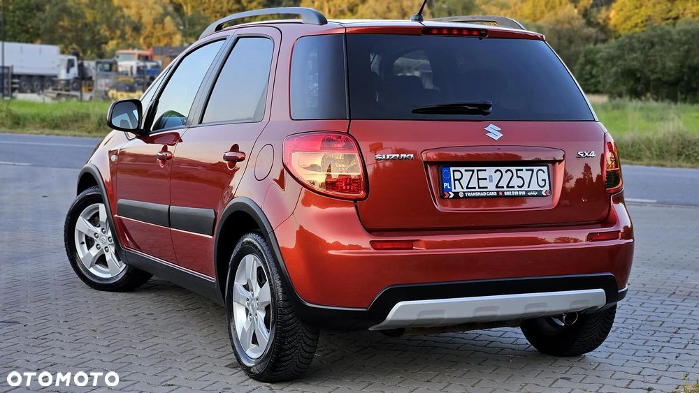 Suzuki SX4 1.6 Premium - 9