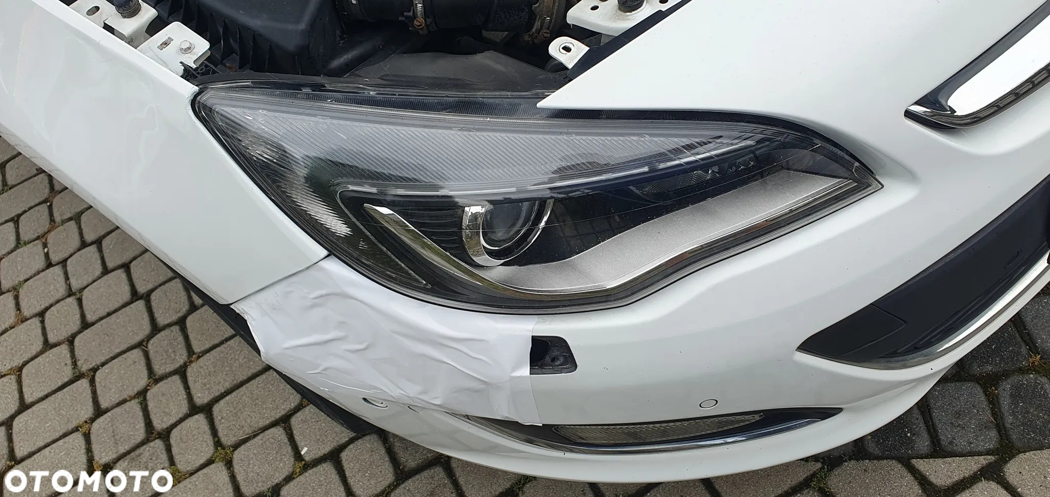 Opel Astra 2.0 CDTI Exklusiv - 40