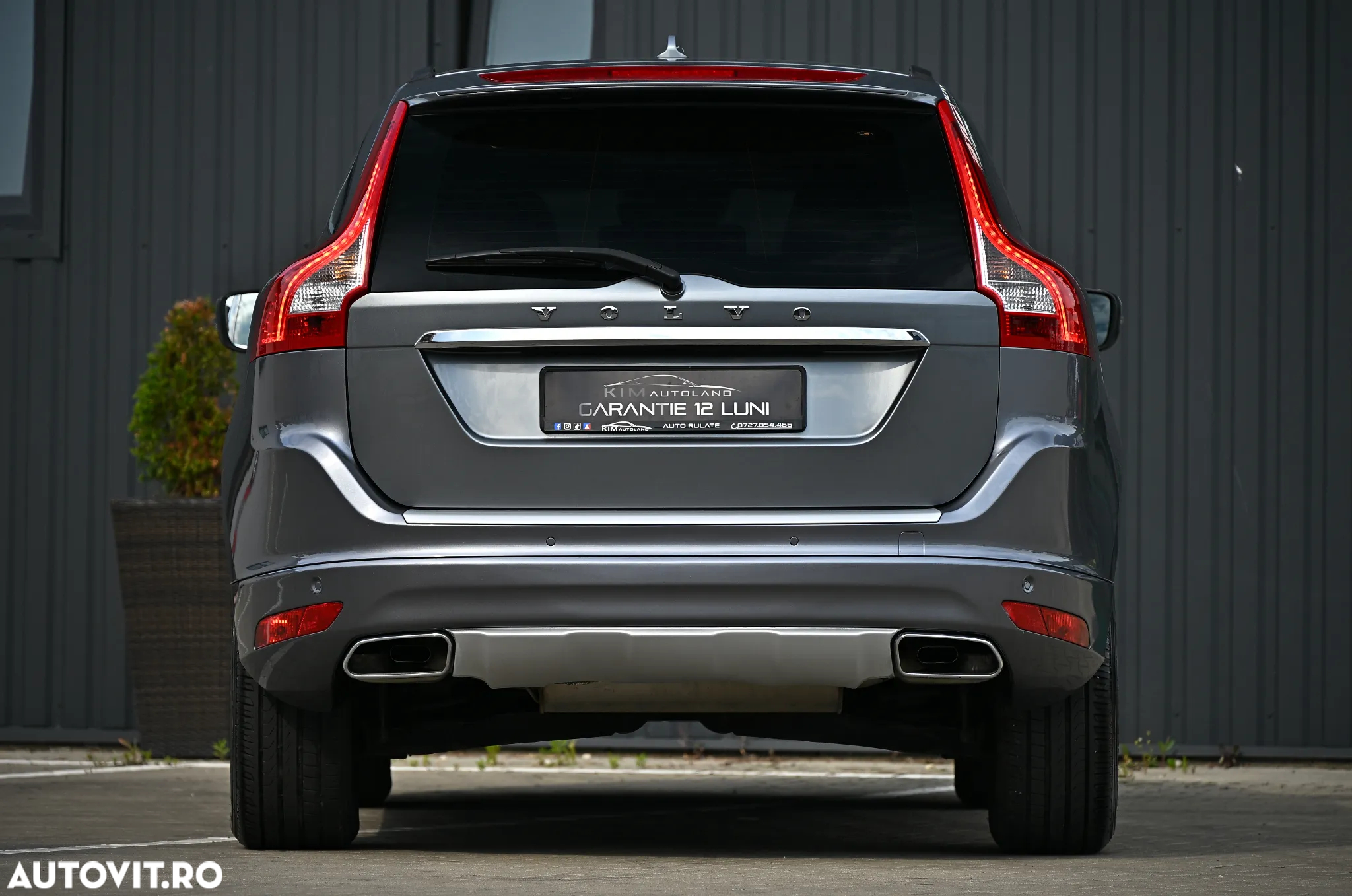 Volvo XC 60 D4 Geartronic Momentum - 4