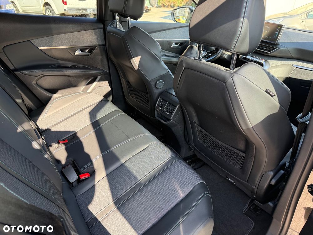 Peugeot 3008 - 11