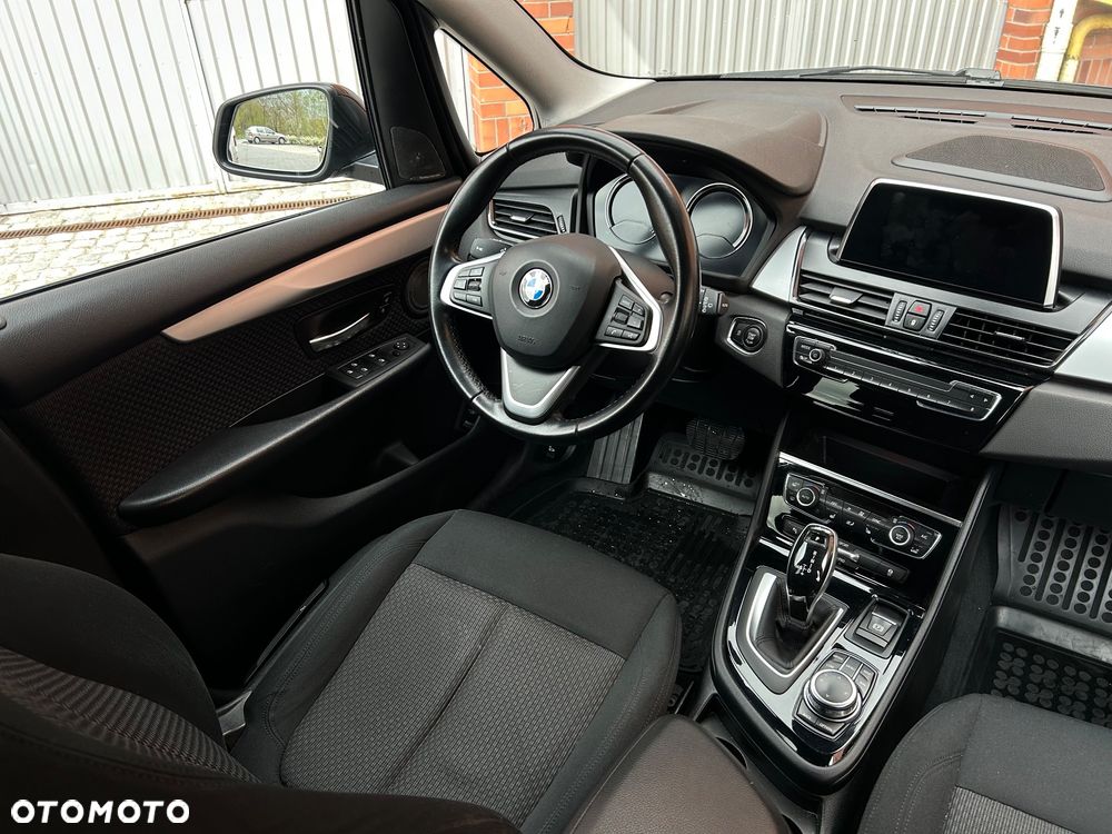 BMW Seria 2 218d Advantage sport - 9