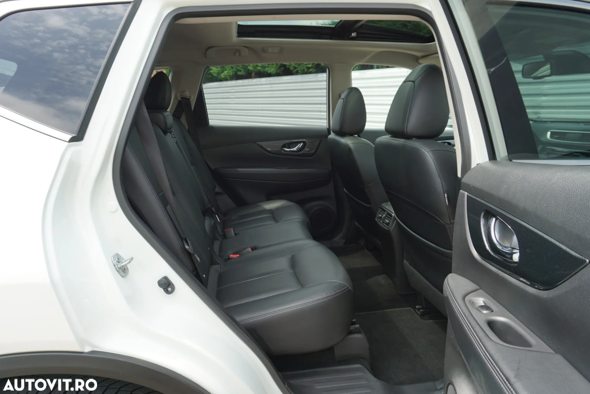 Nissan X-Trail 1.6 dCi ALL-MODE 4x4i Tekna - 9