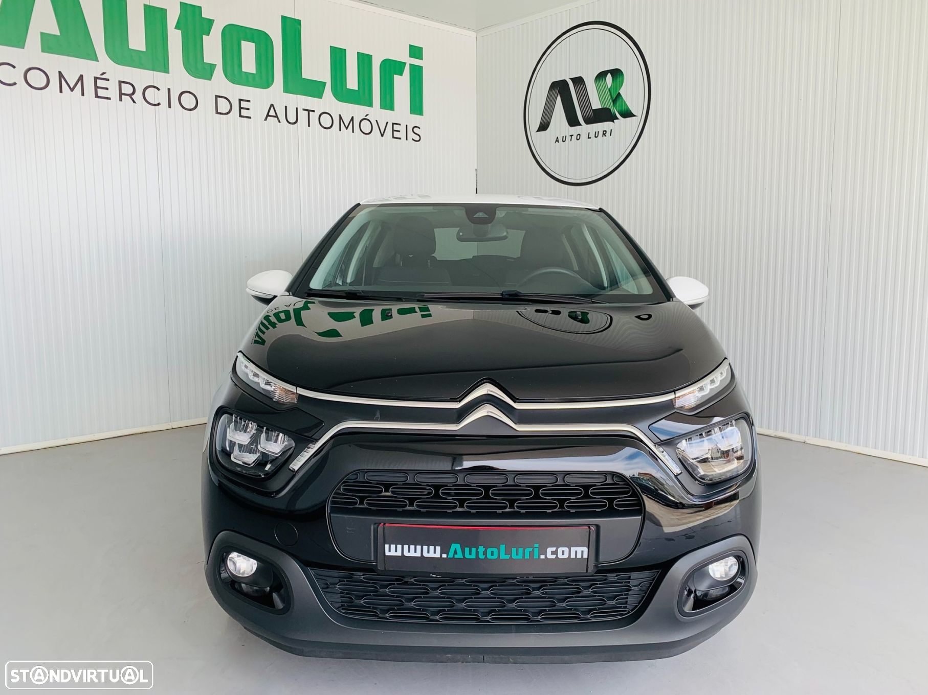Citroën C3 1.2 PureTech Shine - 2