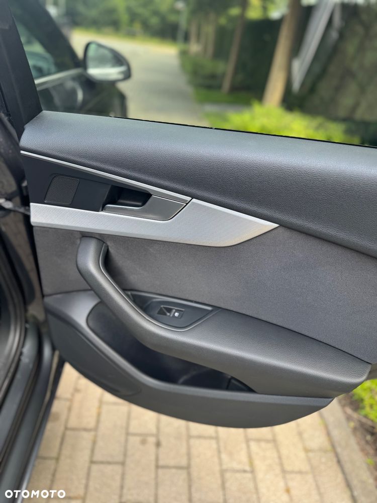 Audi A4 Avant 40 TFSI S tronic - 20