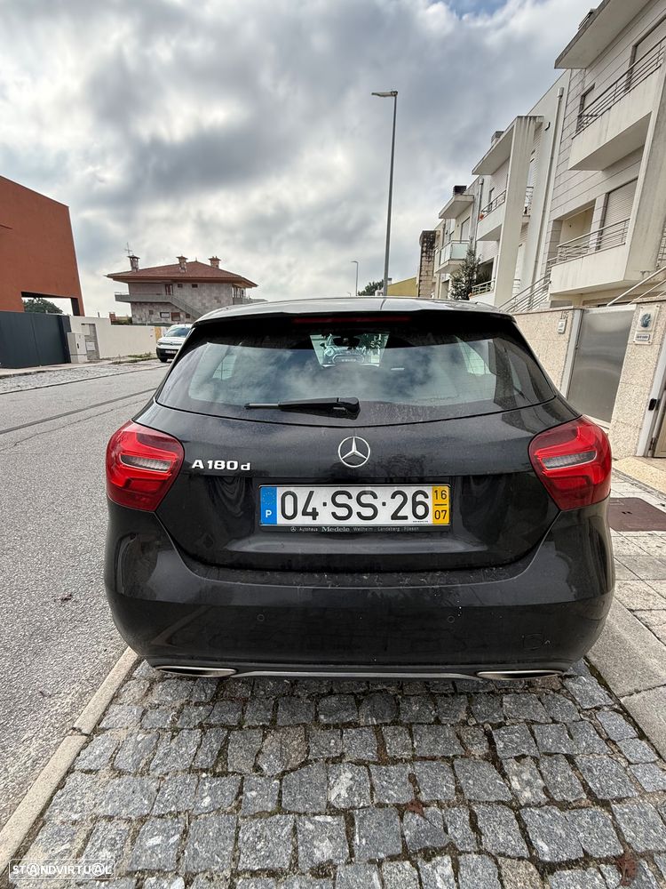 Mercedes-Benz A 180 d Fleet Pack Urban Aut. - 9