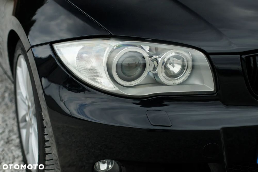 BMW Seria 1 120i - 22