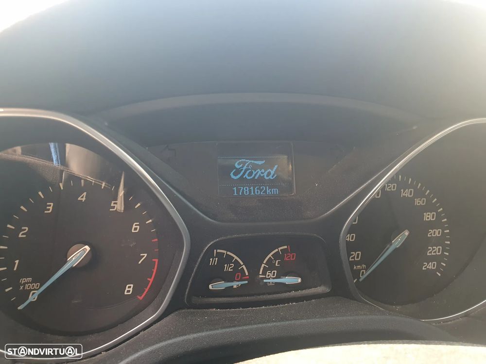 Ford Focus SW 1.0 SCTi Titanium - 4