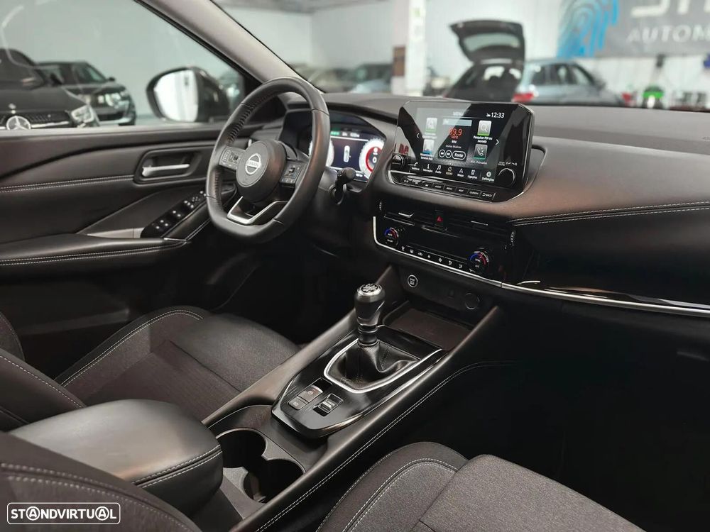 Nissan Qashqai 1.3 DIG-T MHEV Premiere Edition - 22