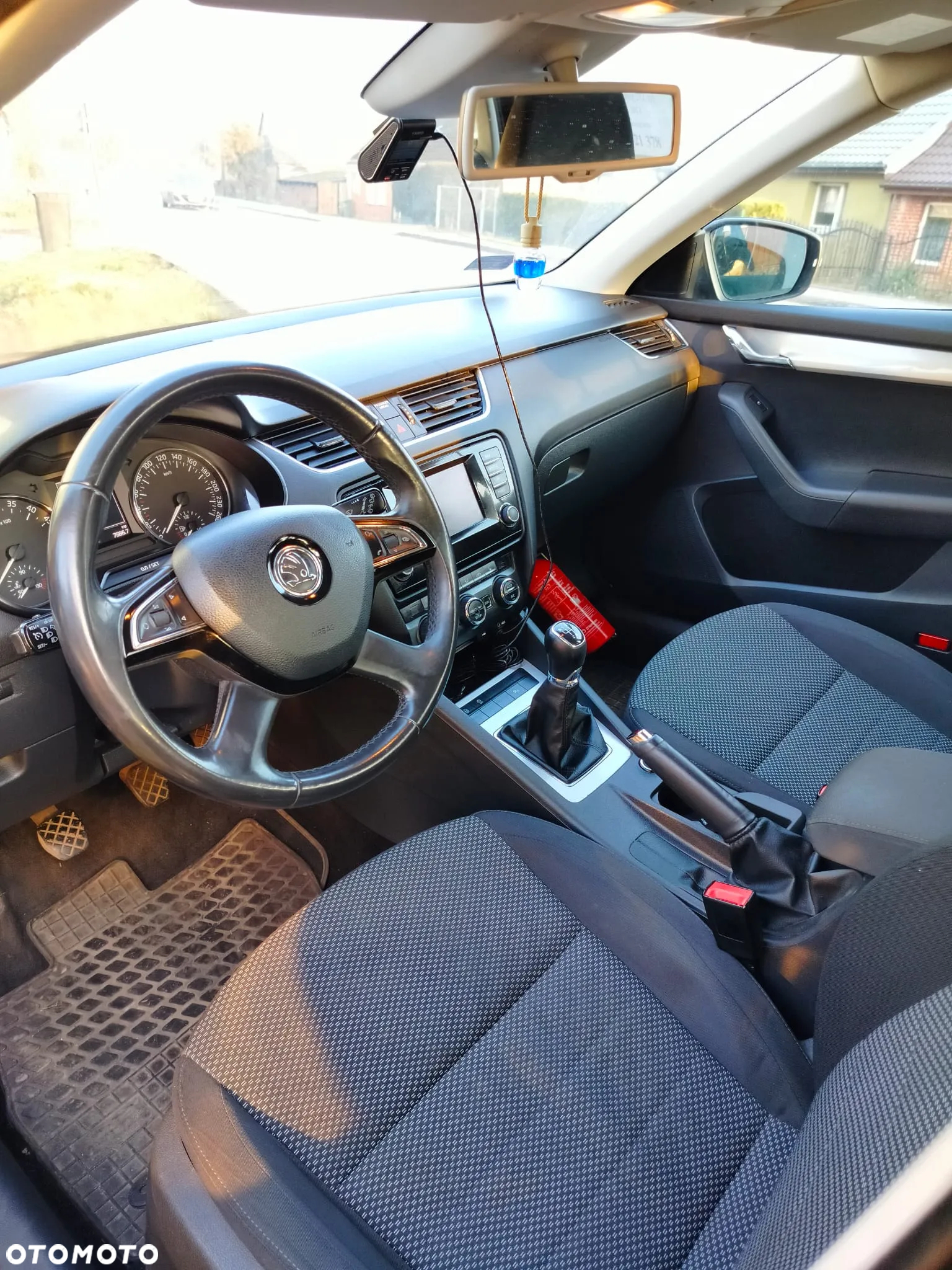 Skoda Octavia Combi 1.6 TDI DPF Classic Green tec - 4