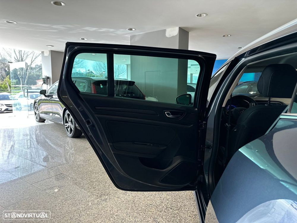 Renault Mégane 1.5 Blue dCi Limited - 24