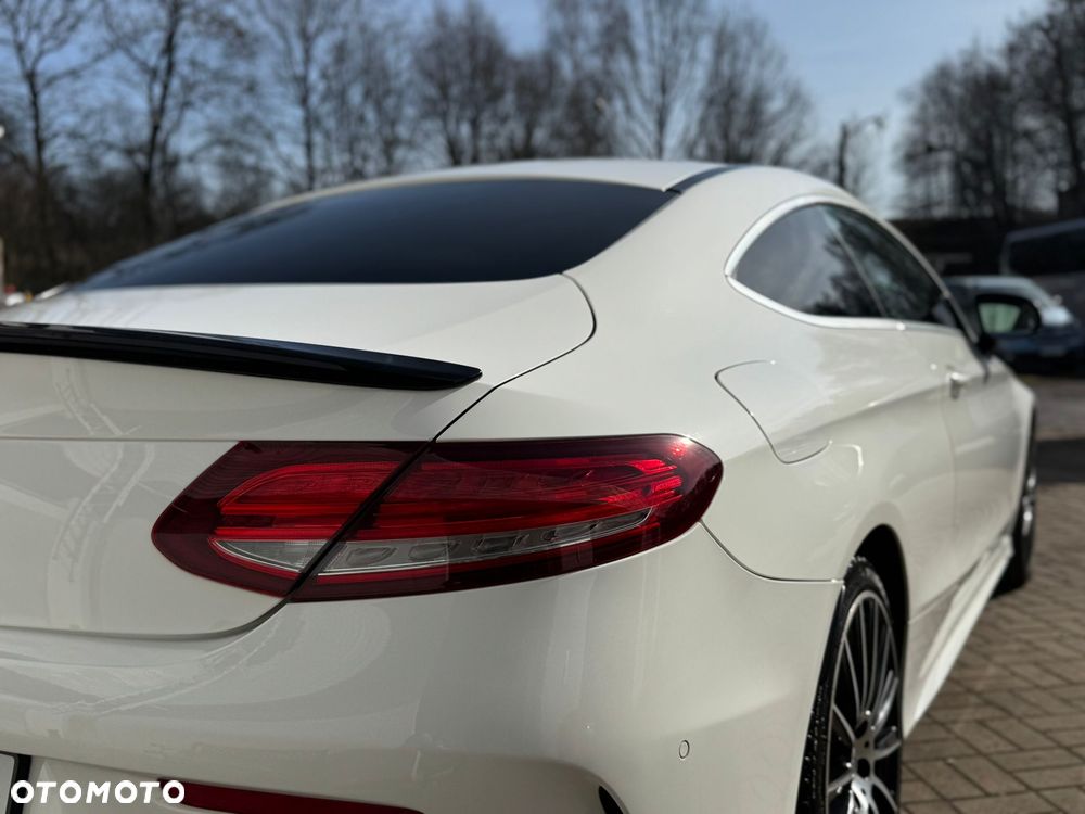 Mercedes-Benz Klasa C 220 d 9G-TRONIC AMG Line - 2