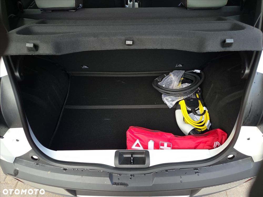 Dacia Spring Electric 24.3kWh 100 Extreme - 13