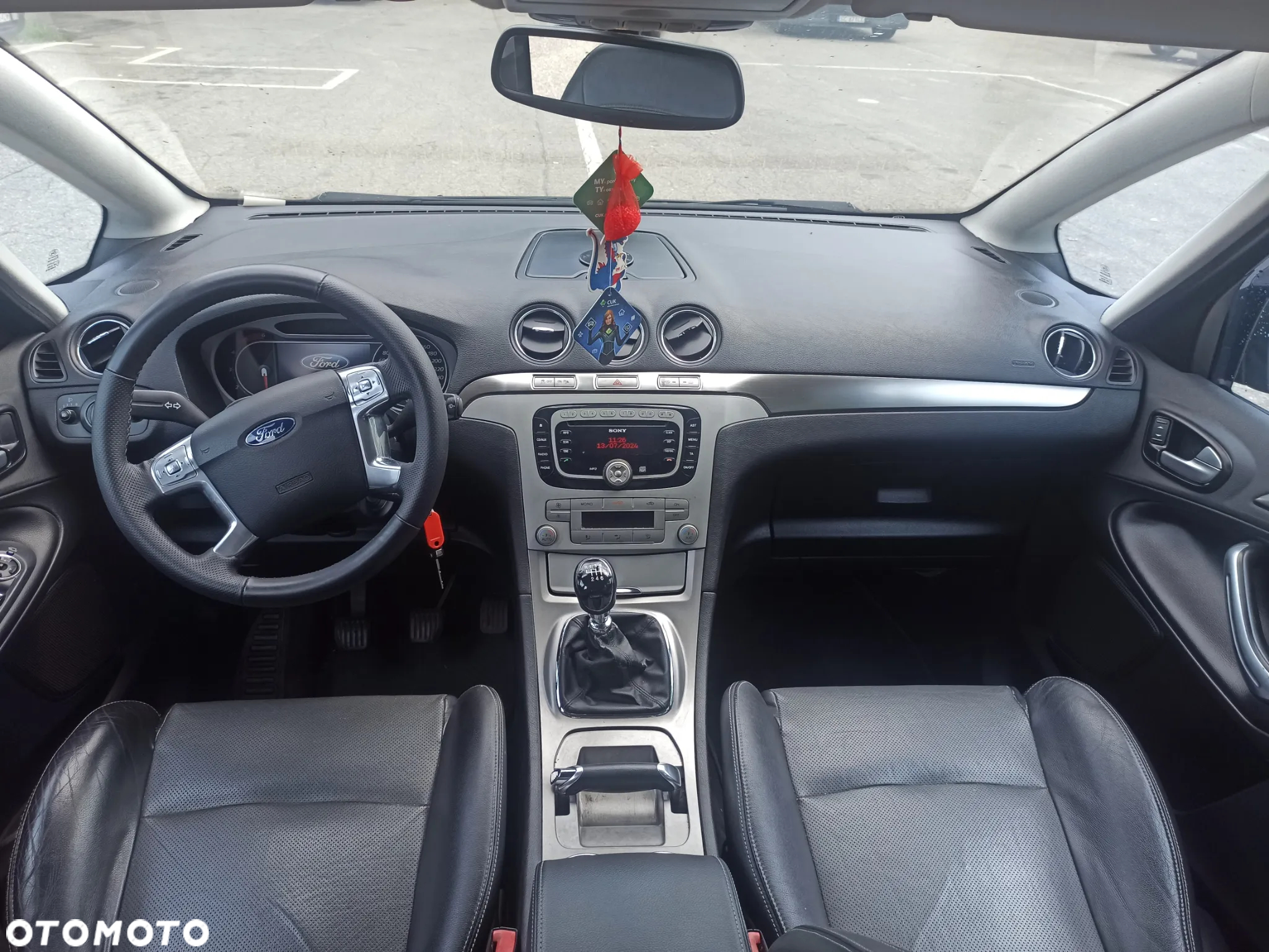 Ford S-Max - 16