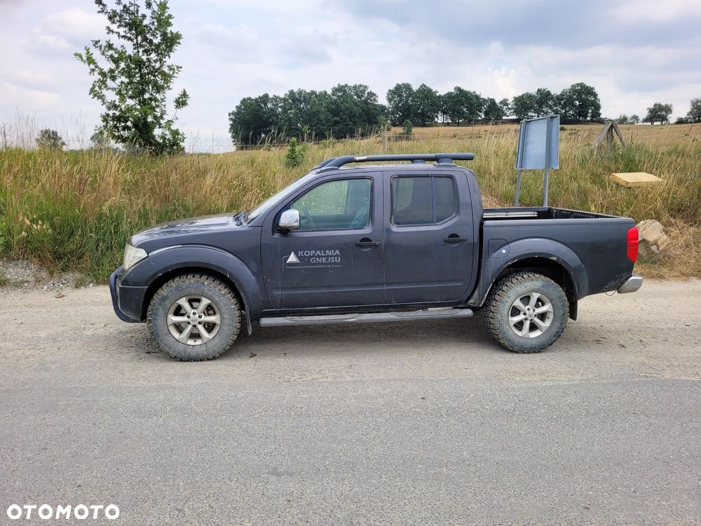 Nissan Navara 2.5 D LE Limited - 3