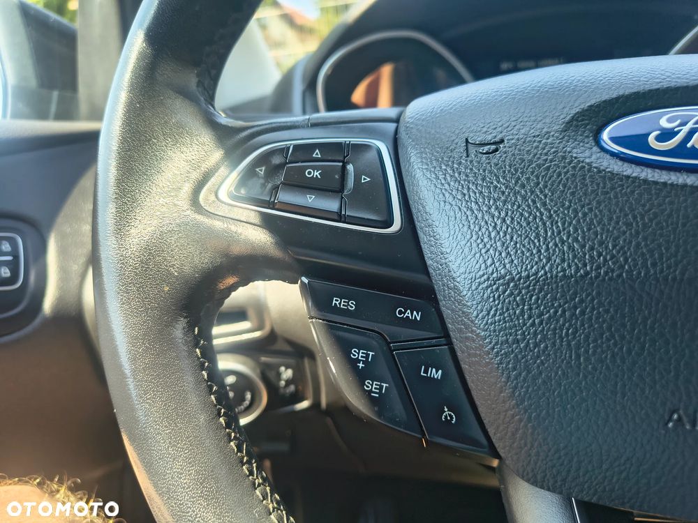 Ford Focus 1.0 EcoBoost Start-Stopp-System Business Edition - 24