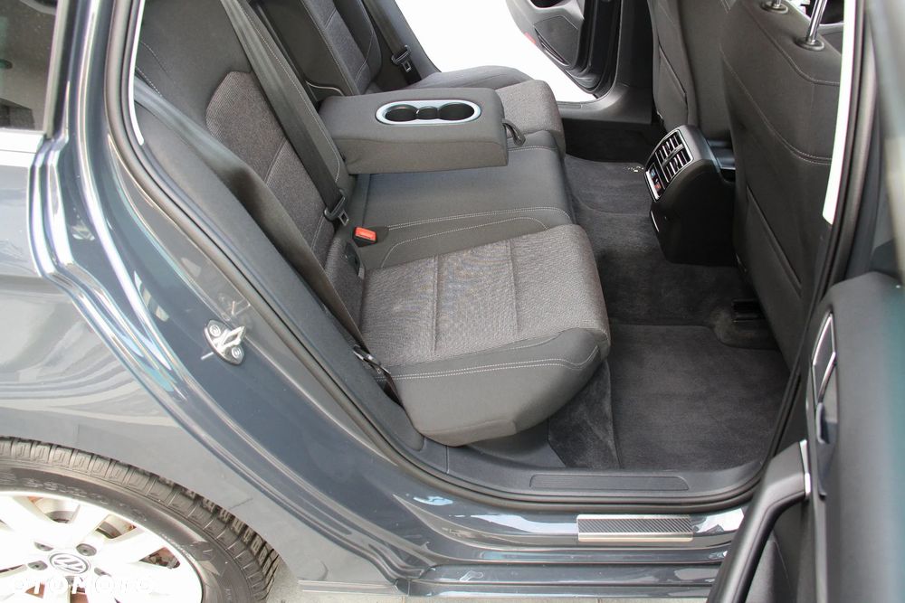 Volkswagen Passat 2.0 TDI BMT Comfortline - 21