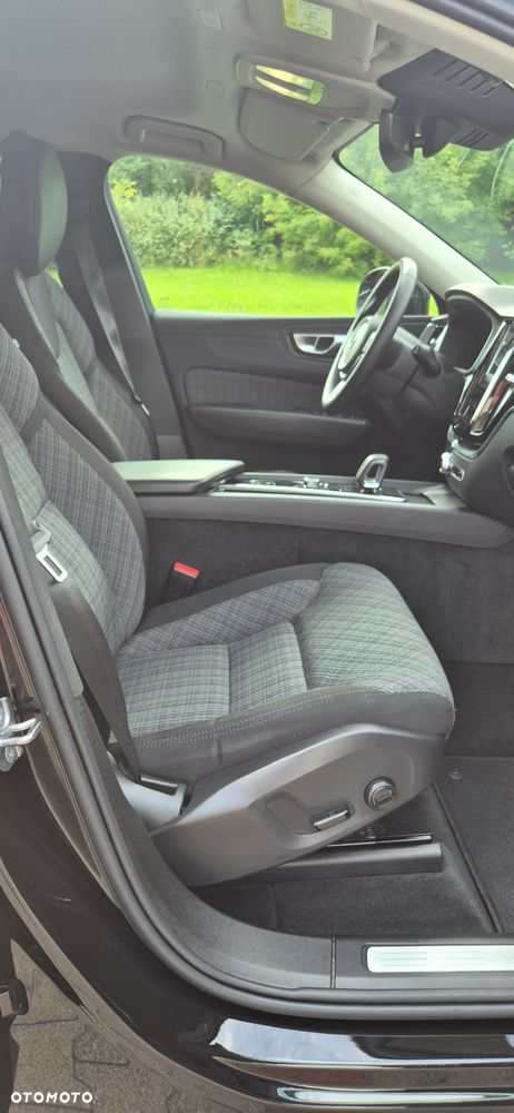 Volvo XC 60 B4 B Core - 16