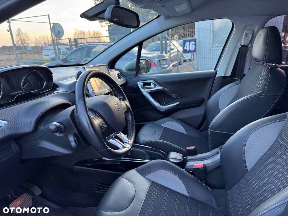 Peugeot 2008 PureTech 110 Stop&Start EAT6 Allure - 7