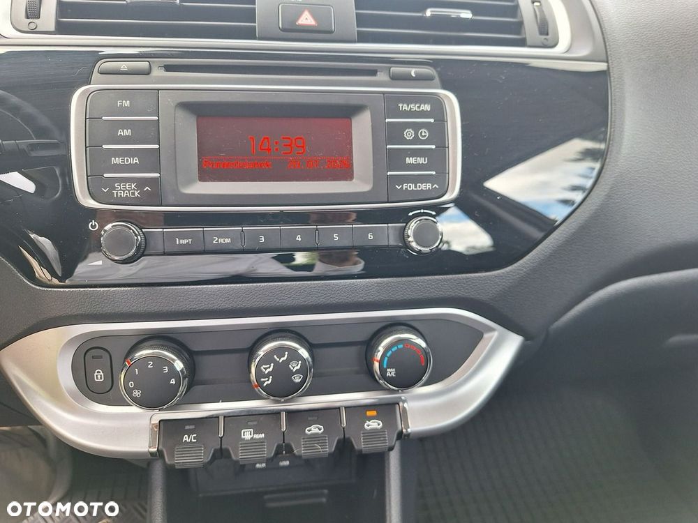 Kia Rio 1.2 M - 20
