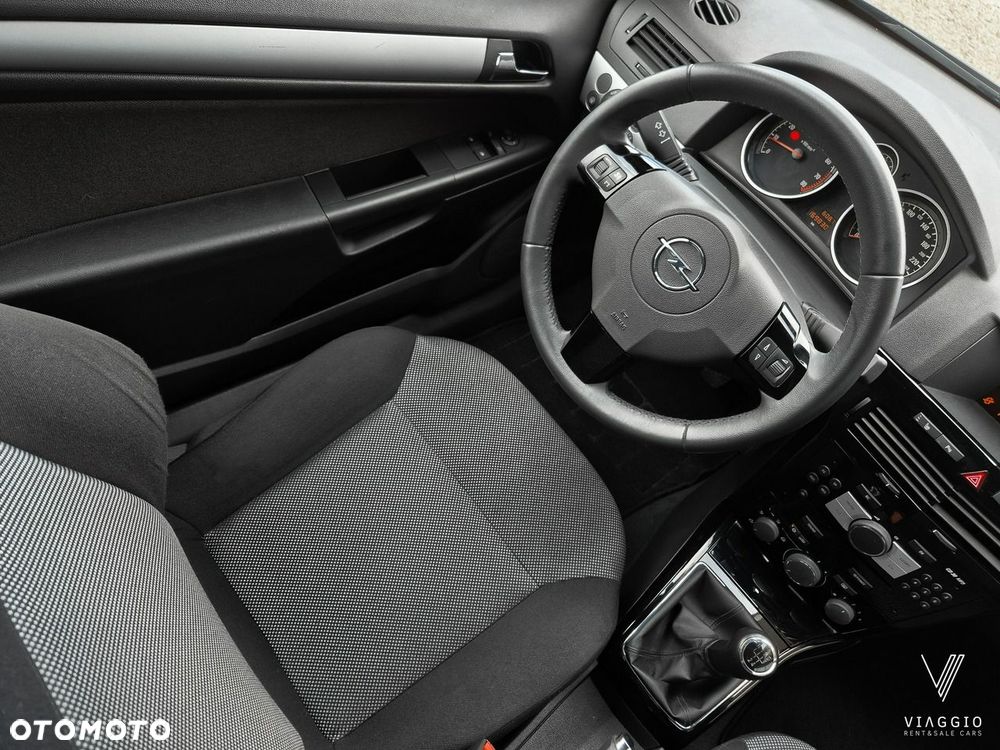 Opel Astra - 19