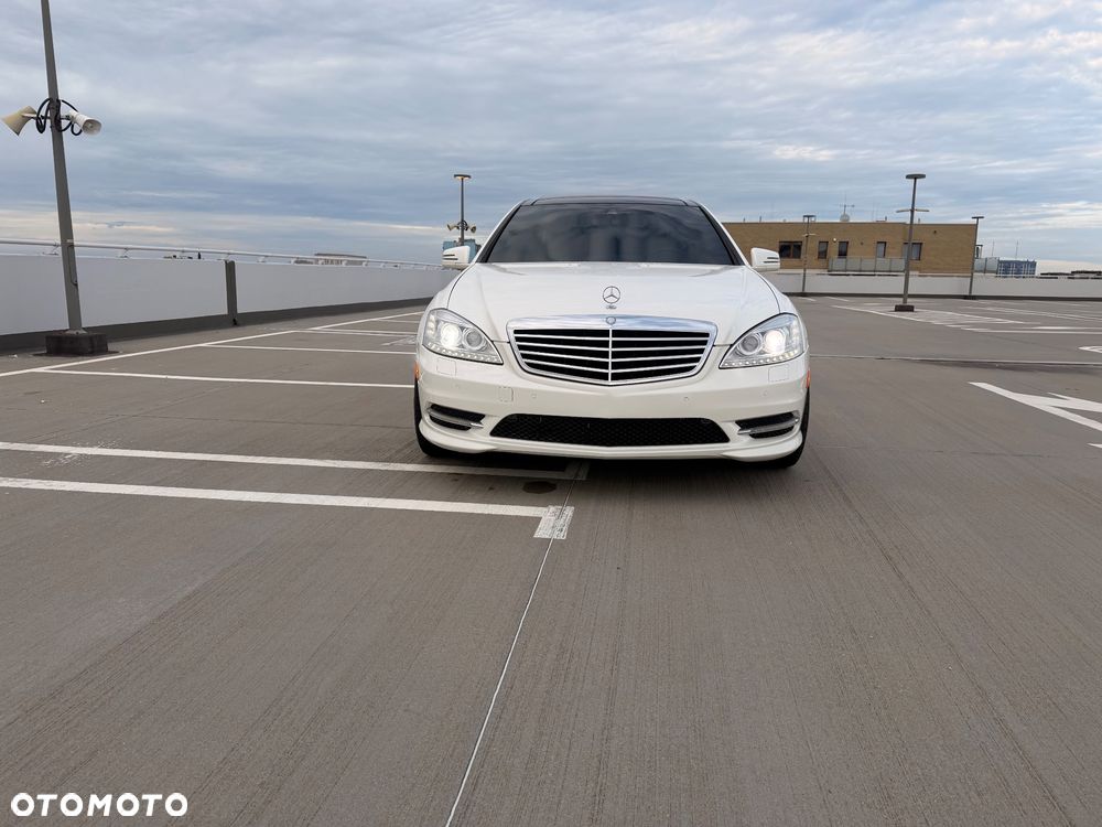 Mercedes-Benz S-Class 2013 photo 4