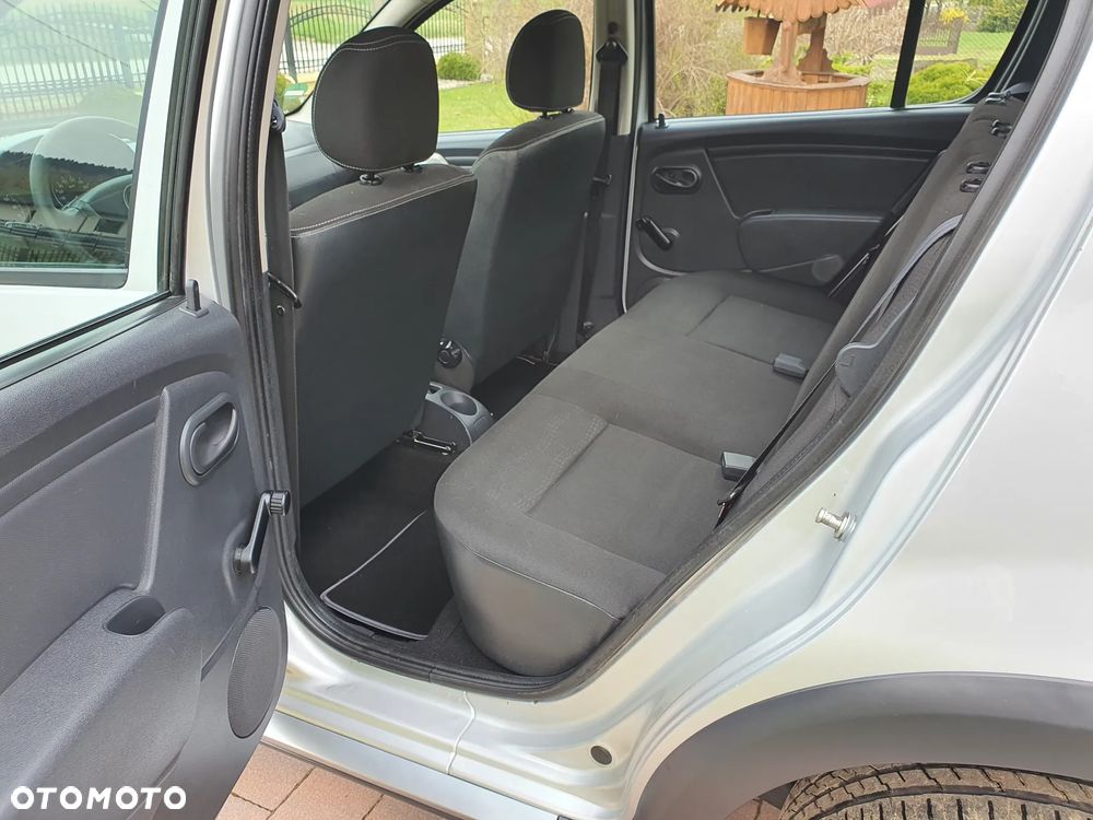 Dacia Sandero Stepway dCi 90 Prestige - 19