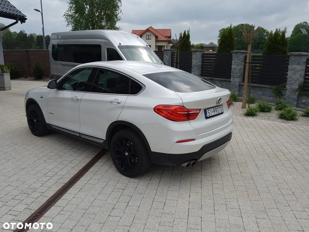 BMW X4 xDrive28i xLine - 3