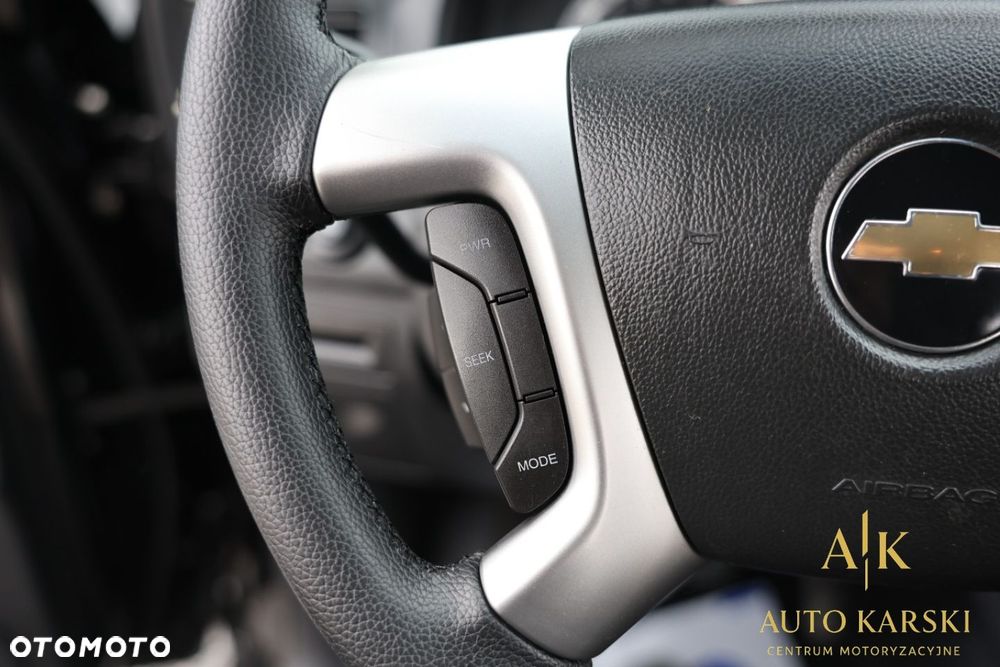 Chevrolet Captiva - 24