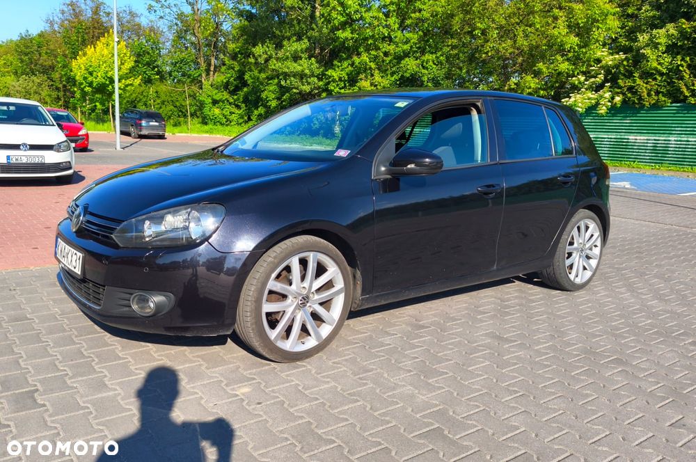 Volkswagen Golf 2.0 TDI Highline - 10