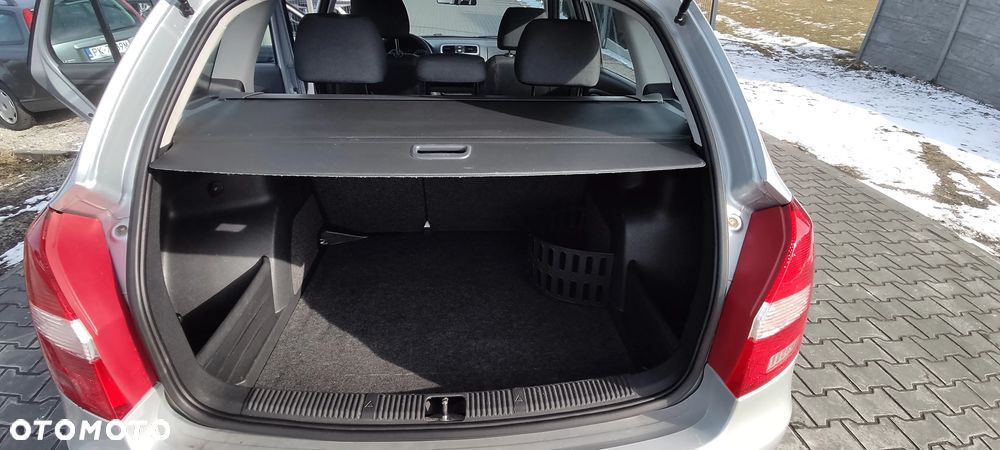 Skoda Fabia 1.4 16V Comfort - 22