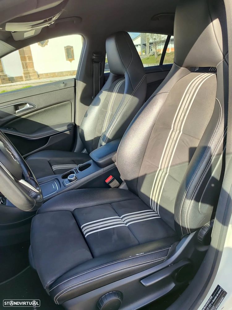 Mercedes-Benz CLA 220 d 7G-DCT AMG Line - 7