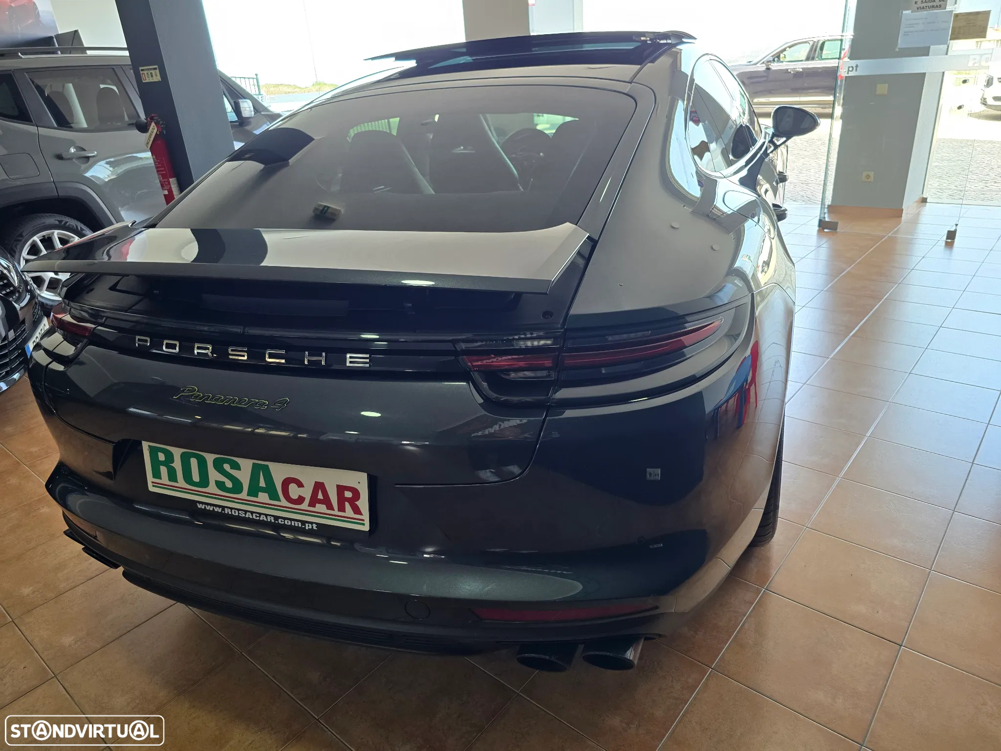 Porsche Panamera 4 E-Hybrid Executive - 35