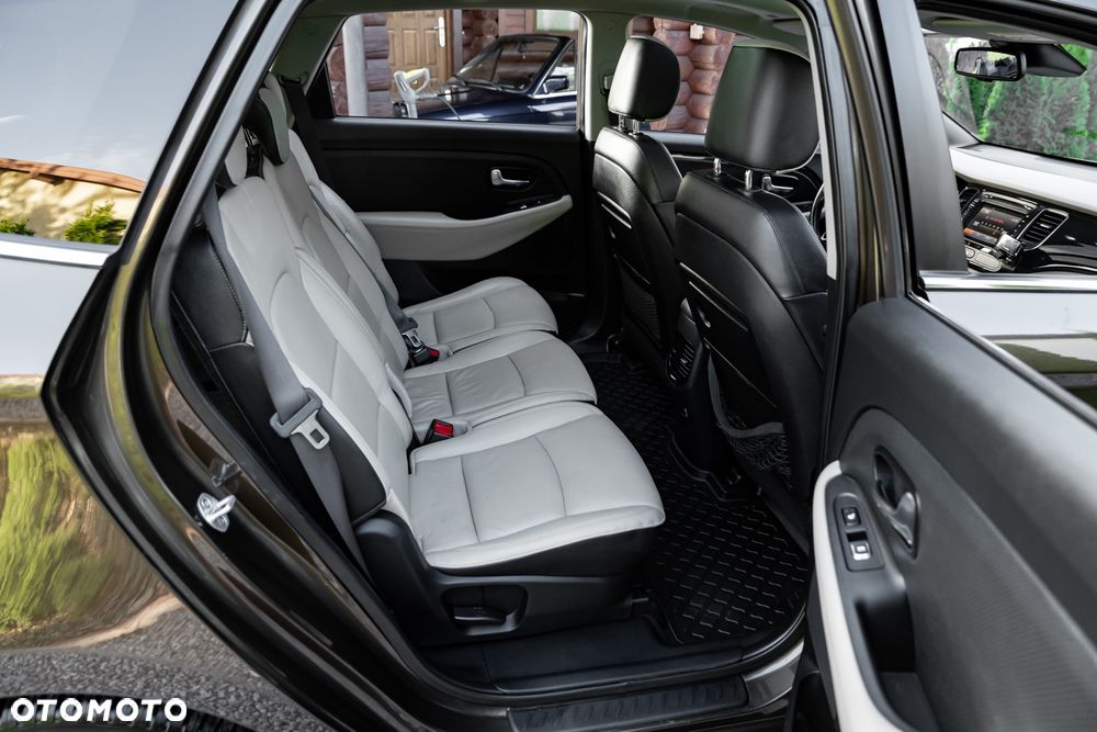 Kia Carens 1.7 CRDi L 7os - 22