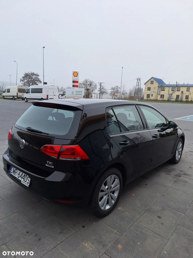 Volkswagen Golf - 9