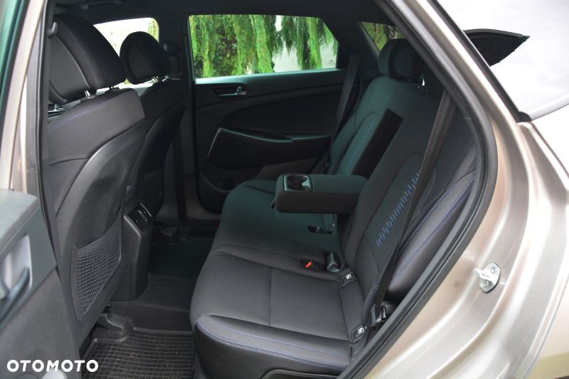 Hyundai Tucson 1.6 T-GDI GO 4WD - 28