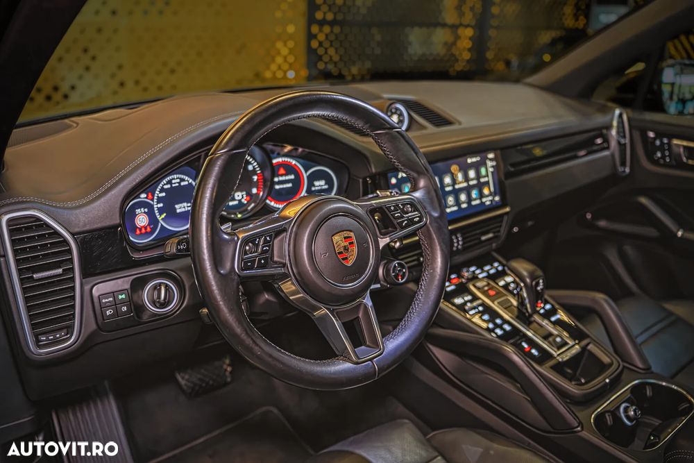 Porsche Cayenne E-Hybrid Tiptronic S Platinum Edition - 10