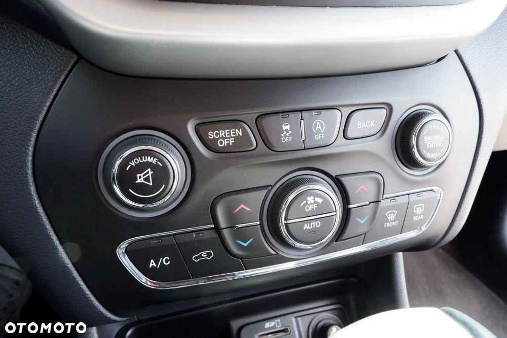 Jeep Cherokee 2.2 MJD Active Drive I Limited - 20