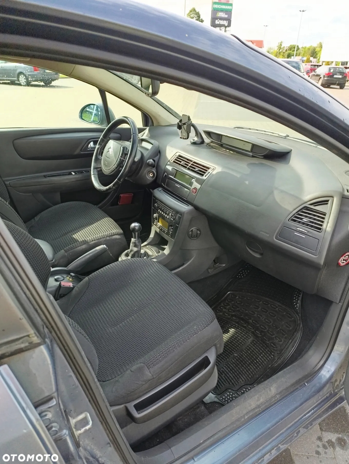 Citroën C4 1.6 HDi FAP Confort - 11