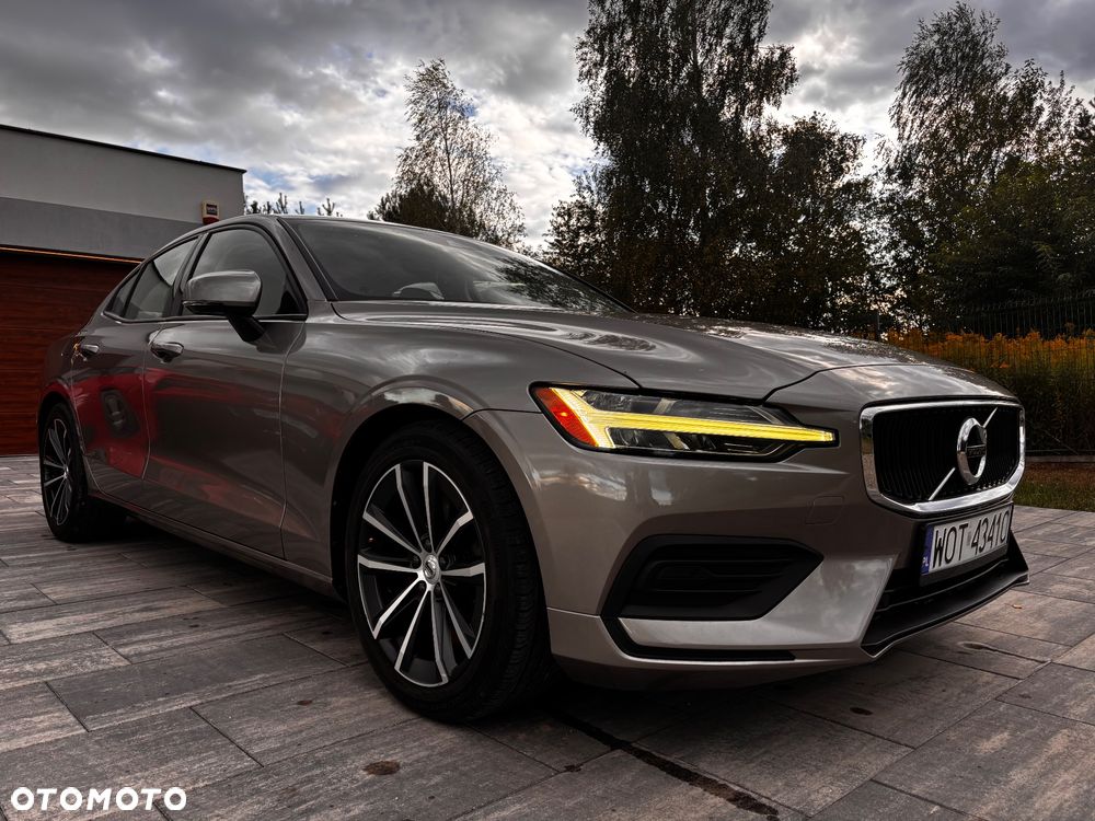 Volvo S60 T6 AWD Momentum Pro - 4
