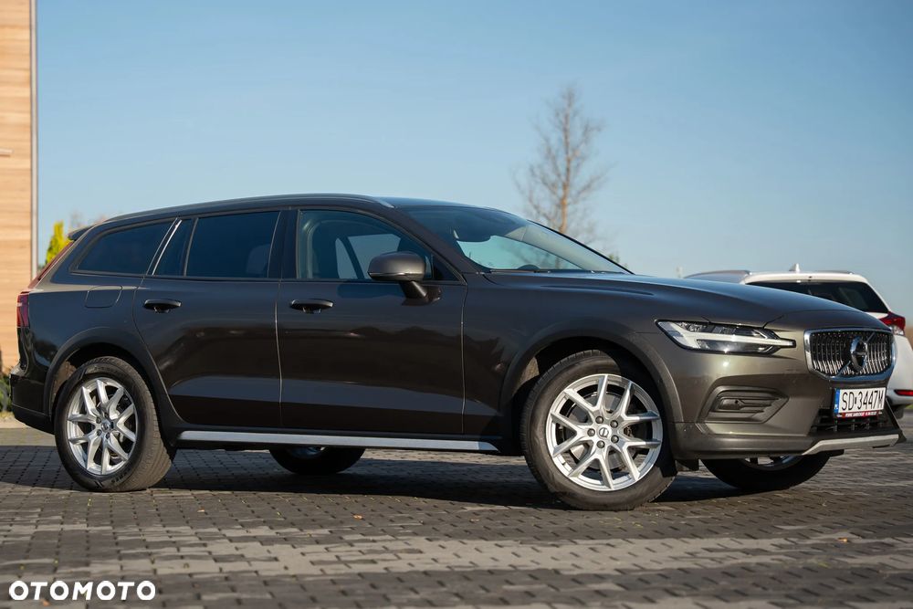 Volvo V60 Cross Country D4 AWD Geartronic Pro - 8
