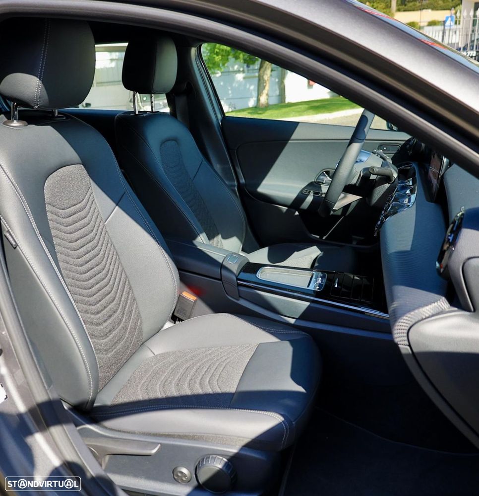 Mercedes-Benz A 250 e - 4