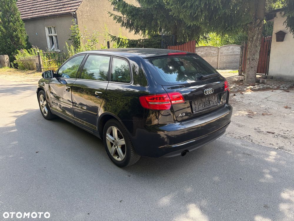 Audi A3 Sportback 1.2 TFSI S tronic Attraction - 4