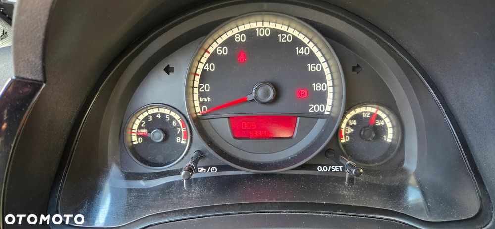 Volkswagen up! 1.0 move - 12