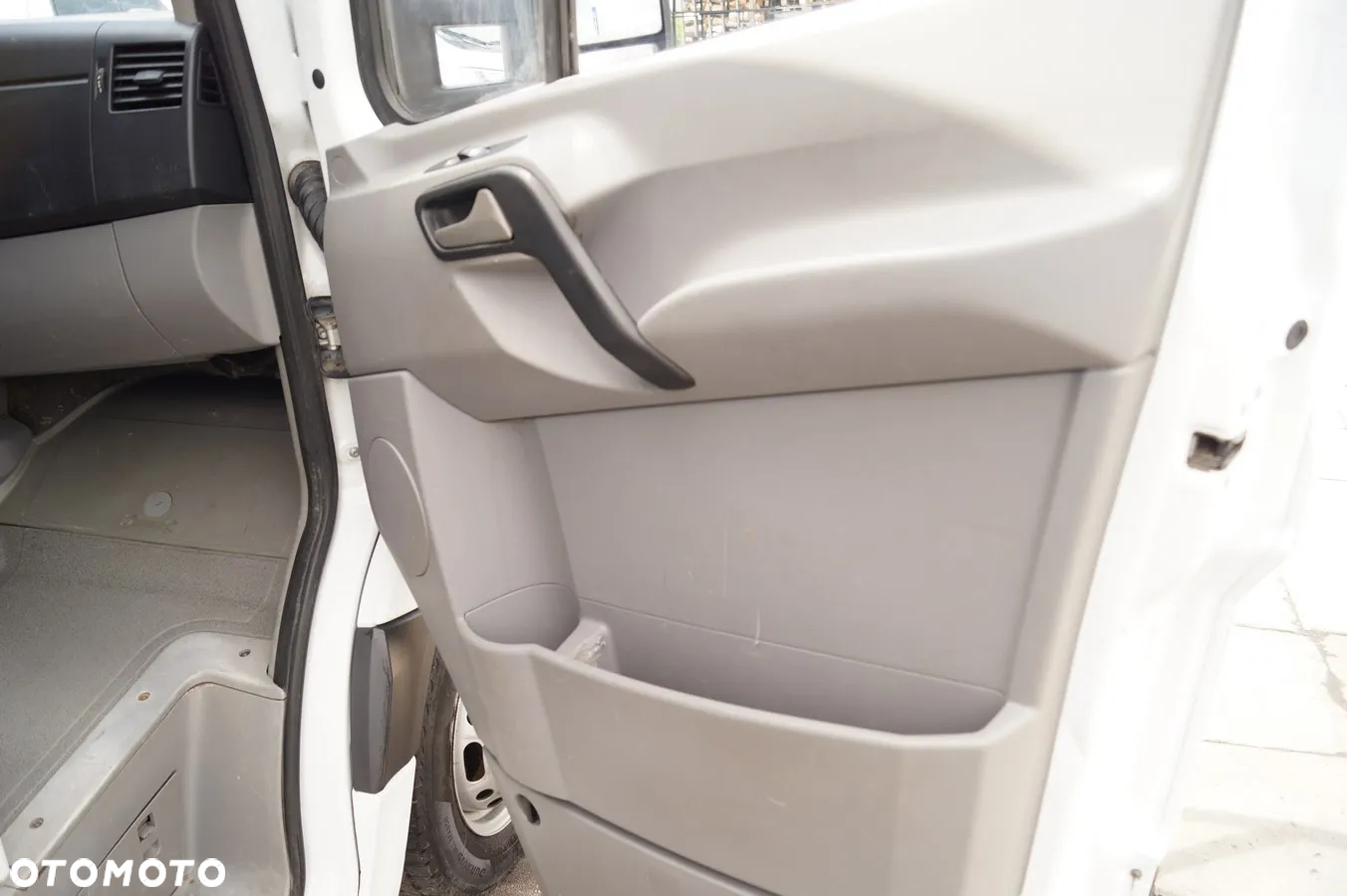 Mercedes-Benz Sprinter - 21