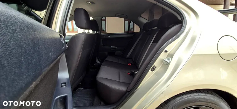 Mitsubishi Lancer 1.8 Instyle NAVI LPG - 7