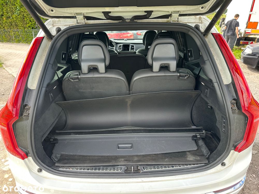 Volvo XC 90 D5 AWD Inscription 7os - 33