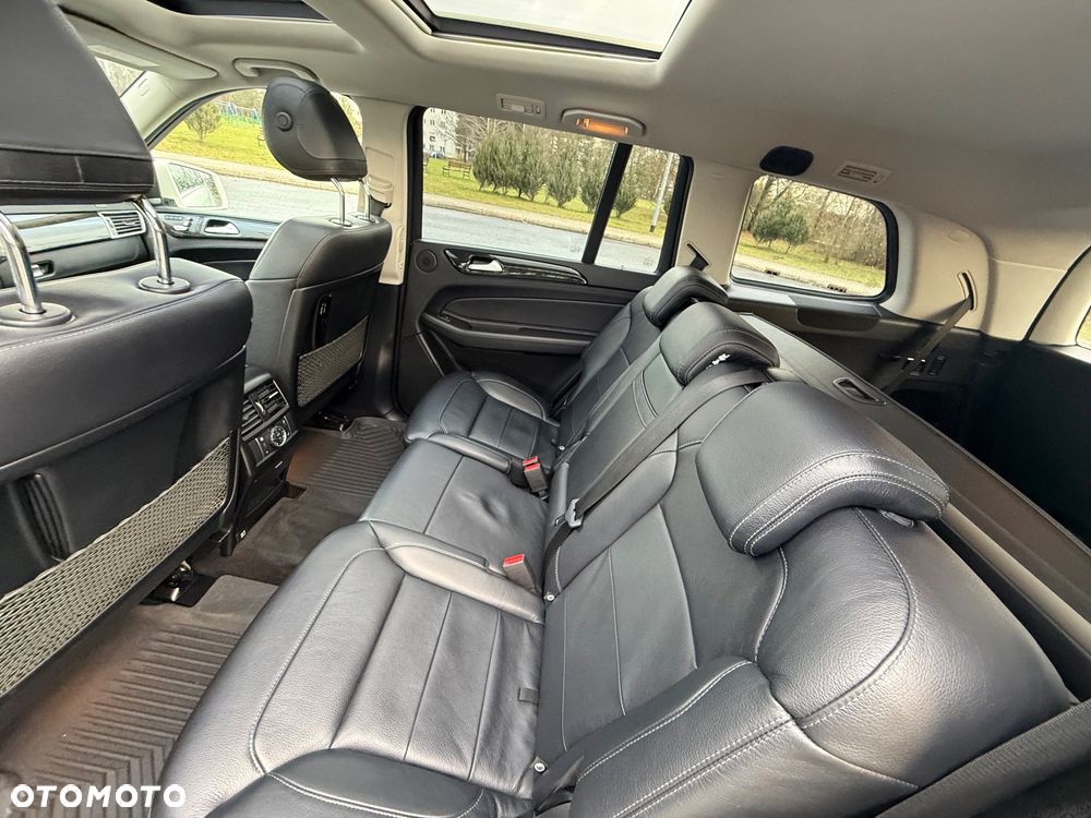 Mercedes-Benz GLS - 8
